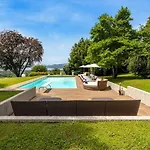 Βίλα Italian Lakes With Heated Pool Besozzo
