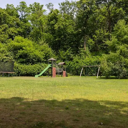 Italian Lakes With Heated Pool Вилла