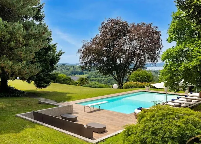 Вилла Italian Lakes With Heated Pool Besozzo