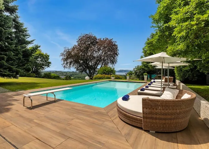 Вилла Italian Lakes With Heated Pool